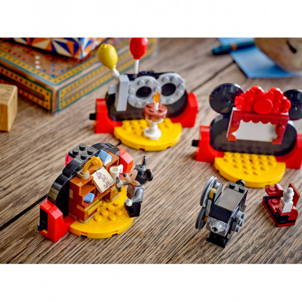 Конструктор LEGO Disney 40600 Празднование 100-летия Дисней в Тольятти