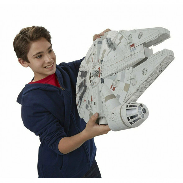 Игровой набор Star Wars (Hasbro) Флагманский космический корабль Звездных войн (B3678) в Тольятти