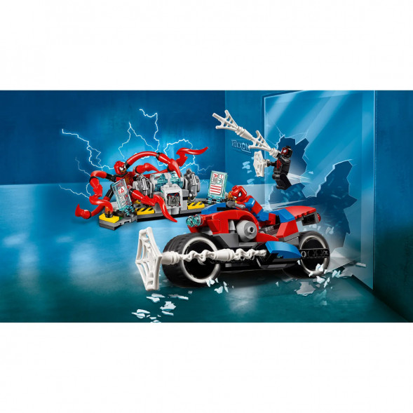 Конструктор LEGO Super Heroes 76113 Спасательная операция на мотоциклах в Тольятти