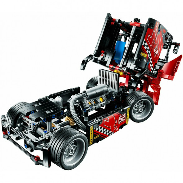 Конструктор LEGO Technic 42041 Гоночный грузовик в Тольятти