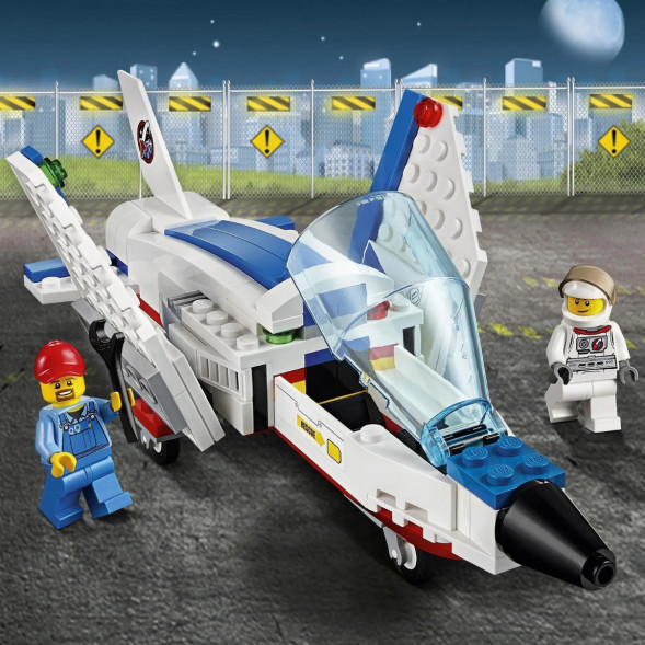 Конструктор LEGO City Space Port 60079 Транспортер для учебных самолетов в Тольятти