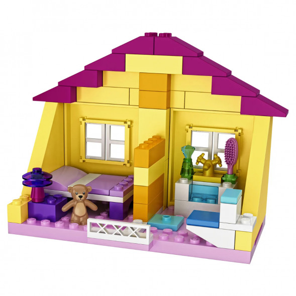 Конструктор LEGO Juniors 10686 Семейный домик в Тольятти
